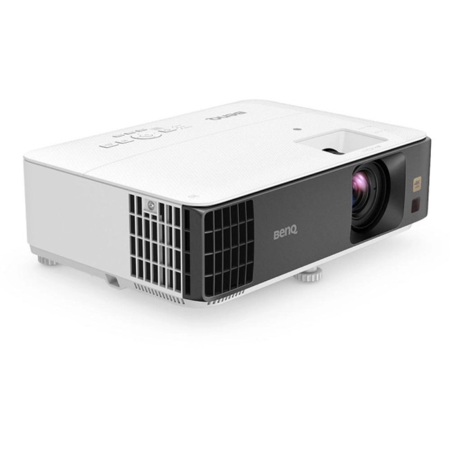 проектор TK700(4K,3200Lm,10000:1,1.127~1.46:1,HDMI,UCB,RS232,5W) BENQ TK700 (9H.JPK77.17E)