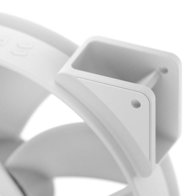 Вентилятор для корпусу 180 мм, білий, ARGB PWM, Prisma AL-18 ARGB PWM White FRACTAL DESIGN Prisma AL-18 ARGB PWM White (FD-FAN-PRI-AL18-PWM-WT)