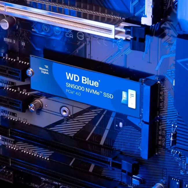 Жорсткий диск WD Blue SN5000 4TB NVMe WESTERN DIGITAL WDS400T4B0E