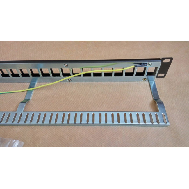 Патч-панель незаповнена під кейстоуни, STP, 1U KINGDA KD-PP23-STP-BK-24P