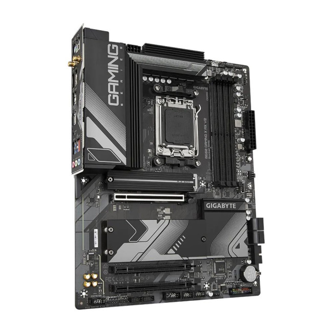 Mатеринська плата sAM5 AMD B650 DP/HDMI 3xM.2  2.5GbE LAN ATX GIGABYTE B650 GAMING X AX V2