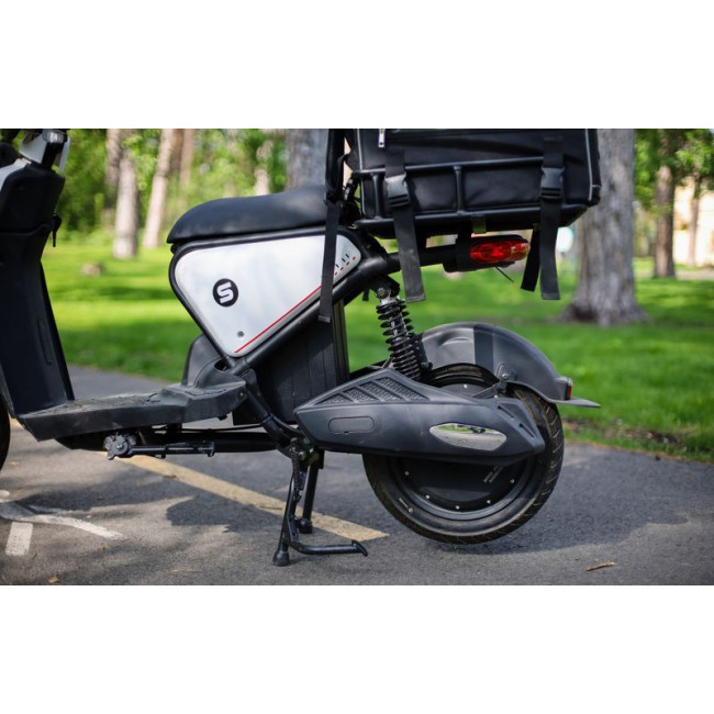 Електроскутер Maxxter COURIER (black)