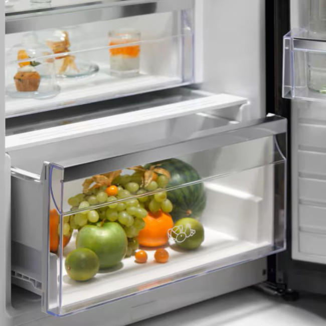 Холодильник Electrolux LRT7ME39X