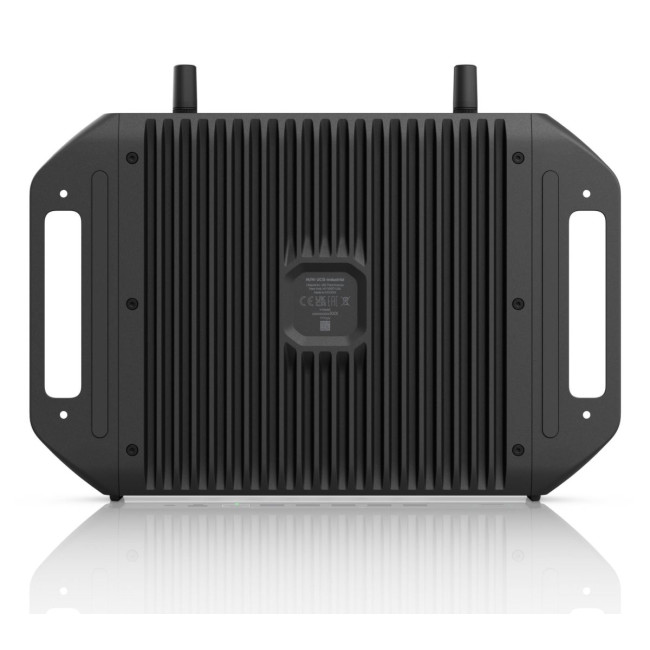 Точка доступу з функцією маршрутизації UCG-INDUSTRIAL UBIQUITI