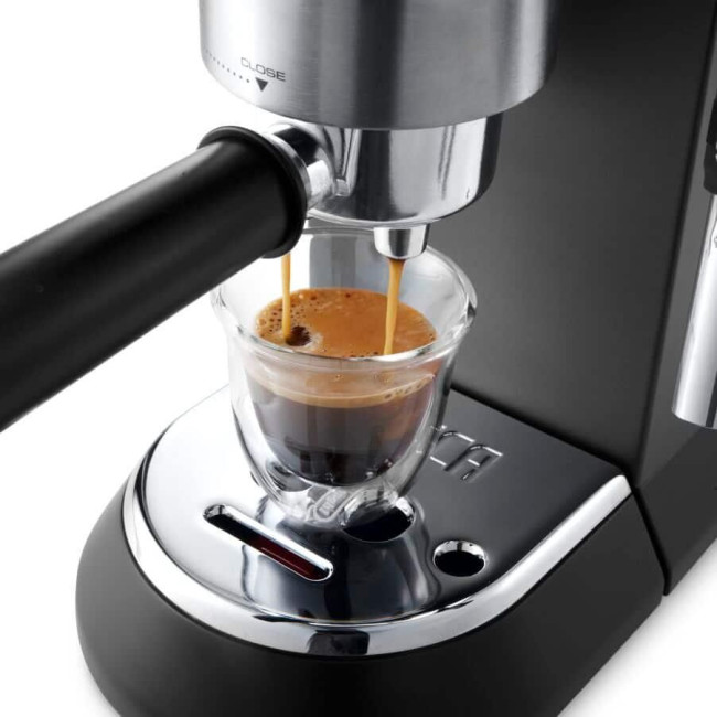 Кавоварка EC 685 BK 132106140 DELONGHI