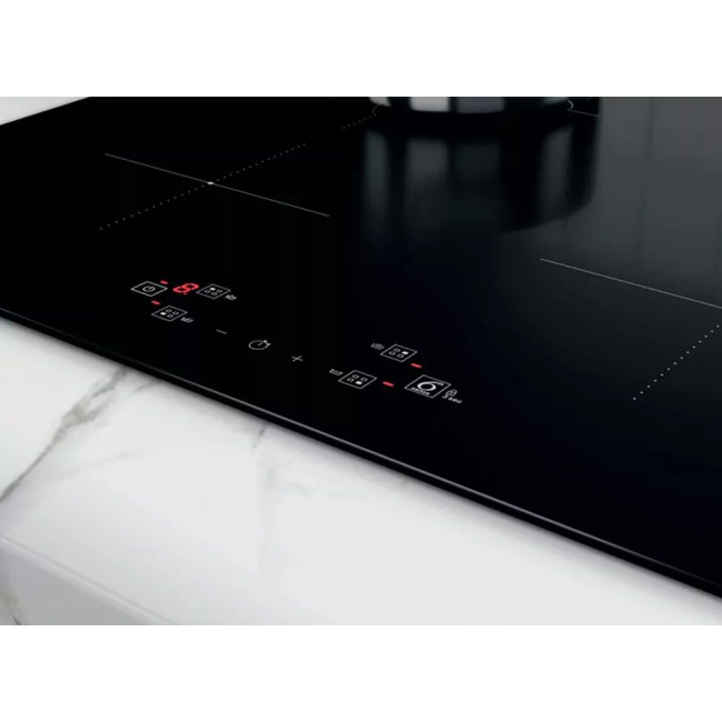 Електрична варильна поверхня Whirlpool WSQ7360NE