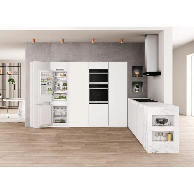 Холодильник Whirlpool WHC18 T573 