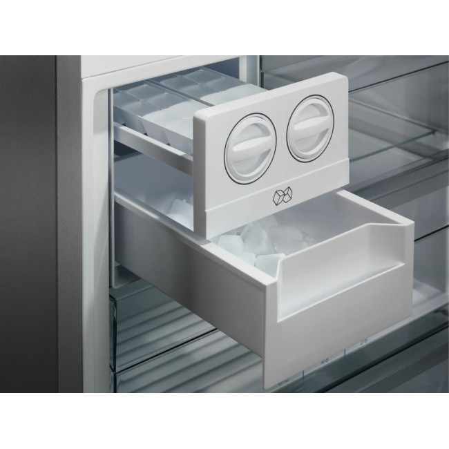 Холодильник Electrolux LNT6ME46X3