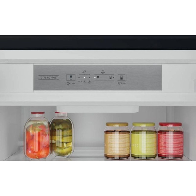 Холодильник Hotpoint Ariston HAC20T321