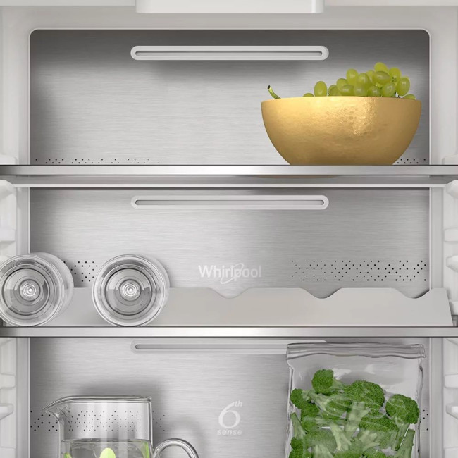 Холодильник Whirlpool WHC18 T573 
