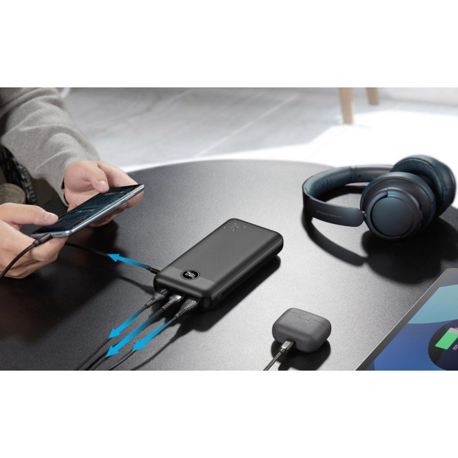 Портативний зарядний пристрій Yenkee YPB 3018 - 30000 mAh PD20W Black