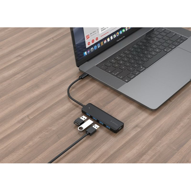 Хаб на 4 порти USB 3.1,USB-C, USB-C PD, пластик, чорний