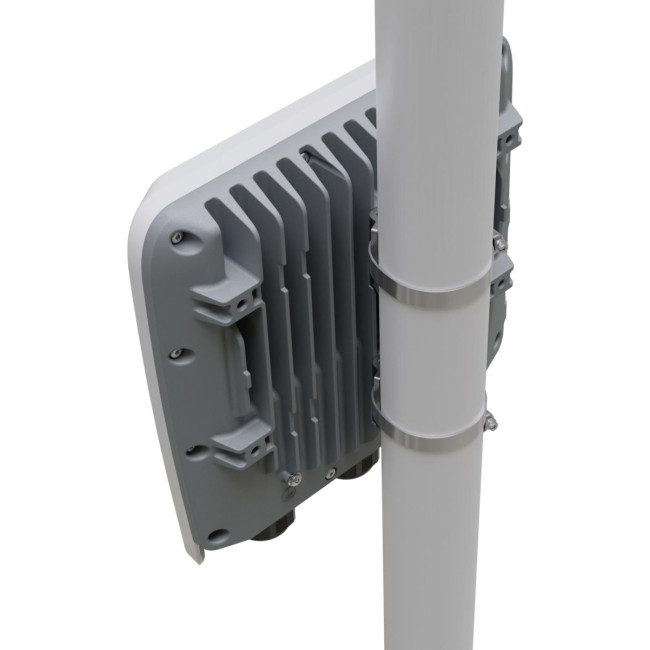 Мережевий комутатор Ethernet з функцією маршрутизації RB5009UPR+S+OUT MIKROTIK
