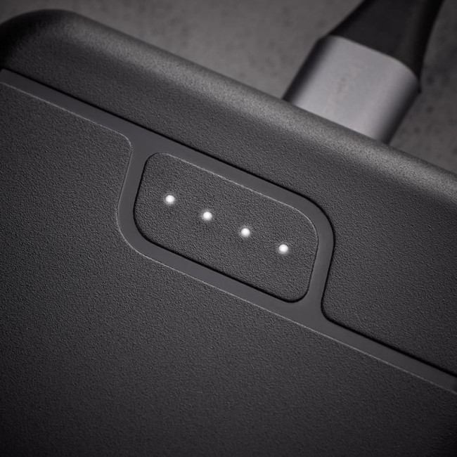 Портативний зарядний пристрій USB 10000MAH BLACK B10000 7320530 INTENSO