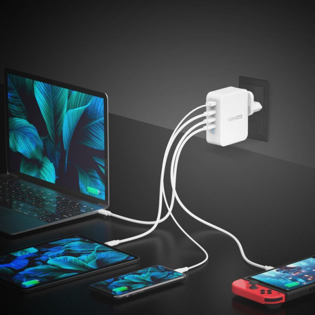 Мережевий зарядний пристрій, GaN, 1 USB-A / 3 USB-C, 130Вт, QC3.0/PD/PPS