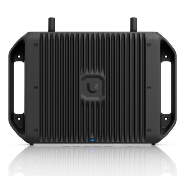 Точка доступу з функцією маршрутизації UCG-INDUSTRIAL UBIQUITI