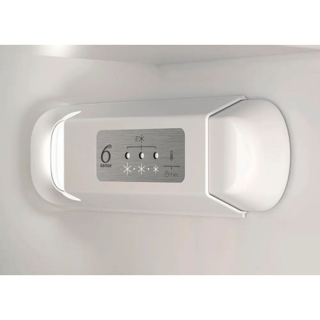 Холодильник Whirlpool WHC20D011B1