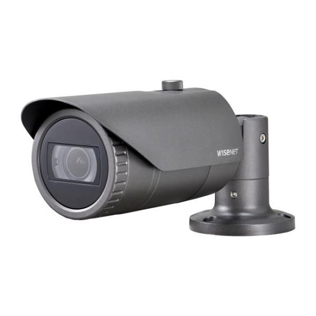 Мережева камера циліндрична 4MP @30fps, motorized vari-focal lens 3.1x (3.2 ~ 10.0mm) QNO-7082R HANWHA VISION